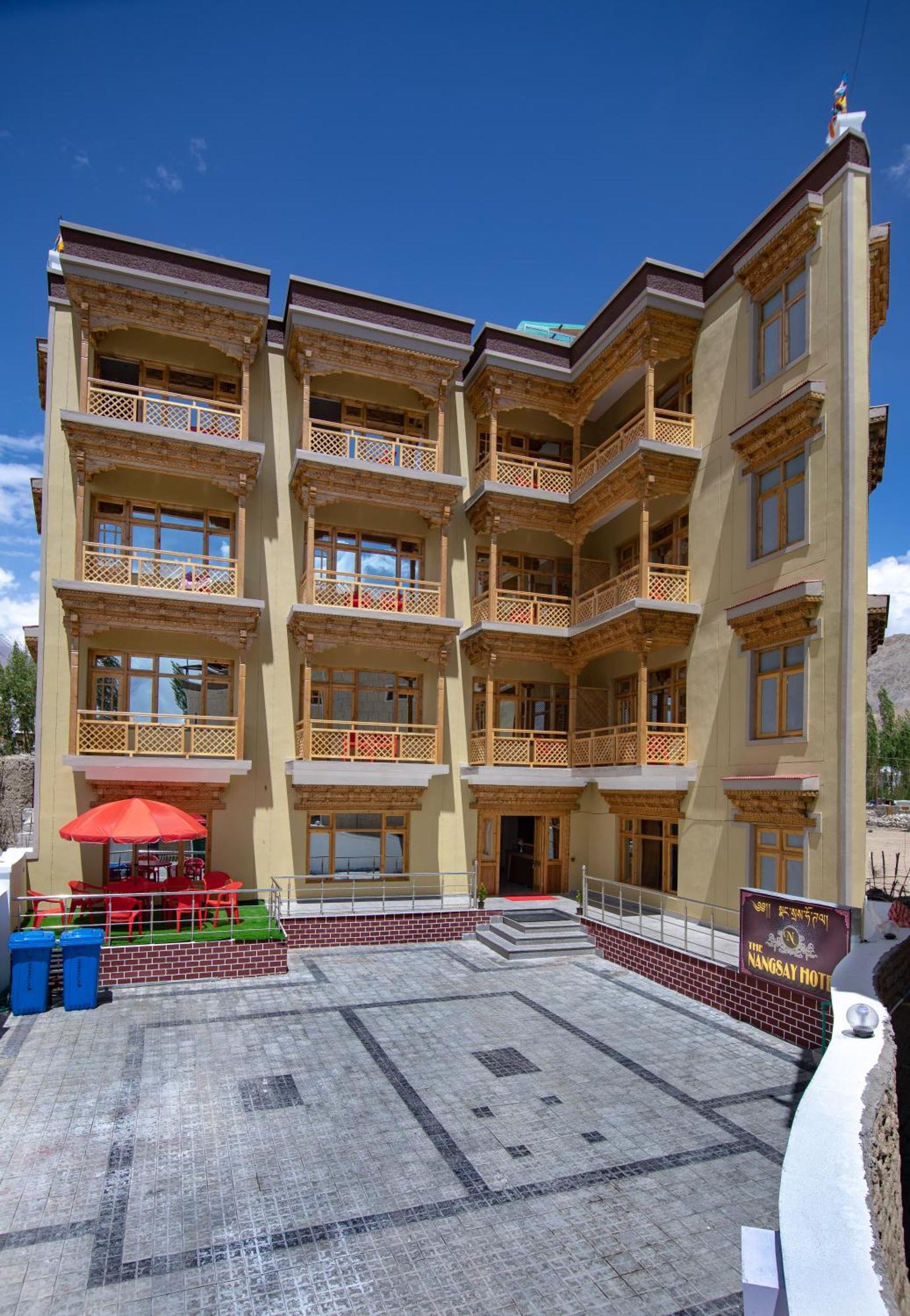 The Nangsay Hotel Leh Exterior photo